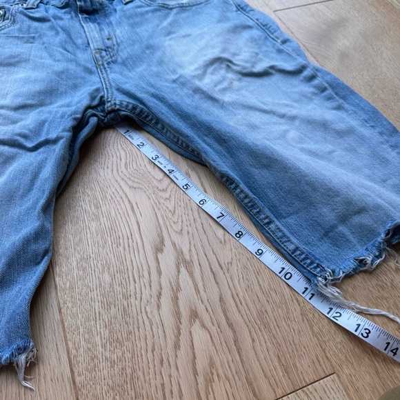 Levi's 511 Light Blue Denim Shorts frayed hem - 33 - Picture 7 of 16